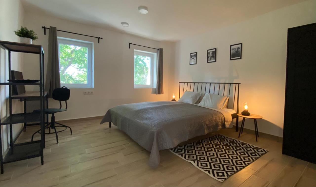 Bike & Fun Apartments - バラトンアカラッチャ エクステリア 写真