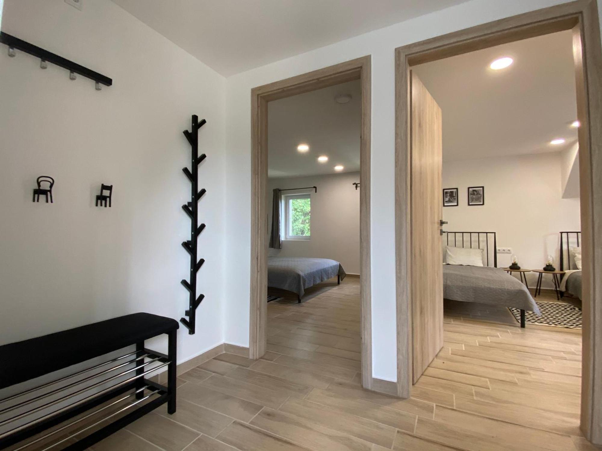 Bike & Fun Apartments - バラトンアカラッチャ 部屋 写真